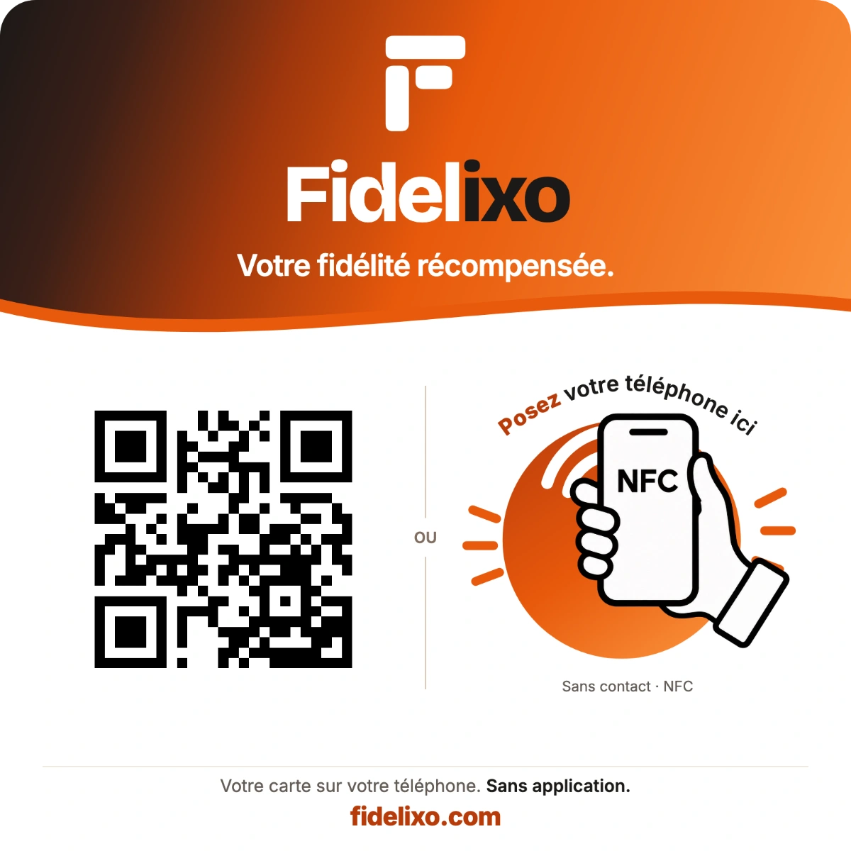 Plaque Fidelixo avec un grand QR code et une zone NFC pour rejoindre un programme de fidélité